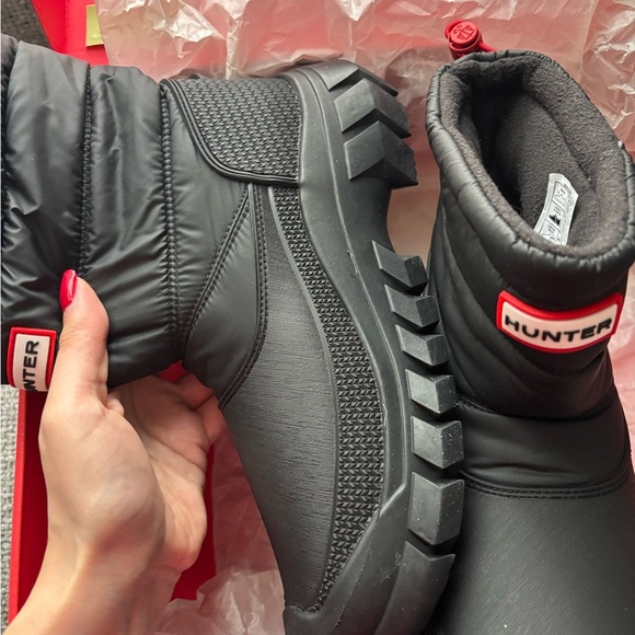 BNWT Hunter Women’s Intrepid Short Snow Boot – Size 39 (US 8) - Picture 11 of 16